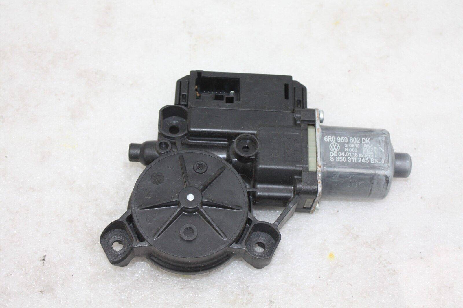 VW Polo Front Right Door Window Motor 6R0959802DK Genuine 176581904716