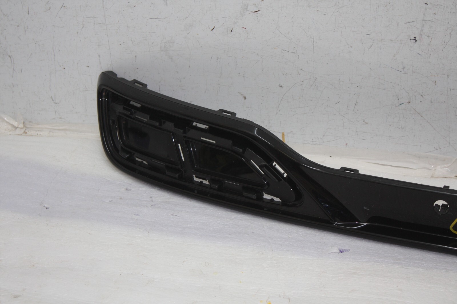 VW Tiguan R Line Rear Bumper Diffuser 2020 TO 2024 5NA807837B Genuine ...