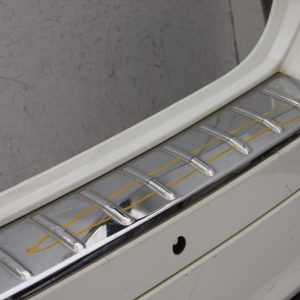 VW Touareg Rear Bumper 2011 TO 2014 7P6807421B Genuine *DAMAGED* - Image 7