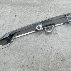 VW Transporter T6.1 Front Bumper Right Grill Trim 2019-2024 7LA853764 Genuine - Image 9