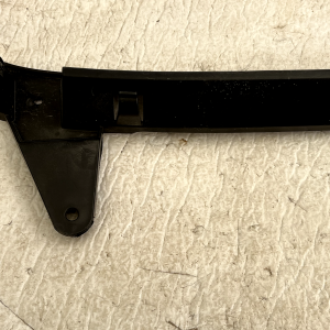 Vauxhall Corsa E Rear Bumper Centre Mount Bracket 2014 TO 2019 13179908 Genuine - Image 3