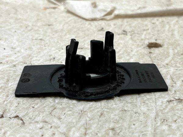 Volkswagen Golf Front Bumper Right PDC Parking Sensor Bracket 5H0919400C Genuine 178541891996 5