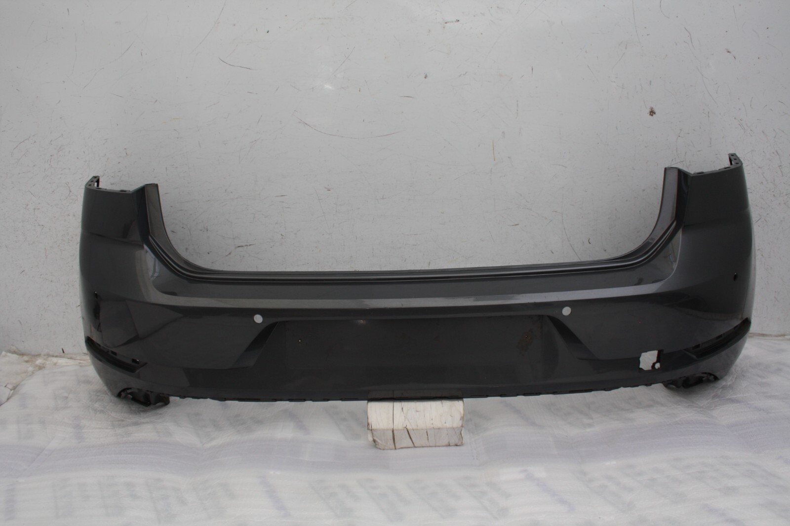 Volkswagen Golf Rear Bumper 2017 TO 2020 5G6807421BK Genuine *DAMAGED*