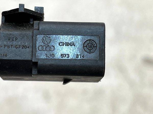 Volkswagen Passat Wiring Loom Harness Plug Connector 1J0973814 Genuine 178431962316 8