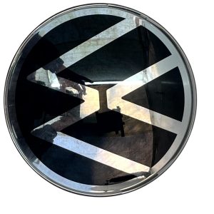 Volkswagen VW Arteon Front Bumper Grill Emblem Badge 5H0853601KDPJ Genuine - Image 3