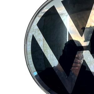 Volkswagen VW Arteon Front Bumper Grill Emblem Badge 5H0853601KDPJ Genuine - Image 4