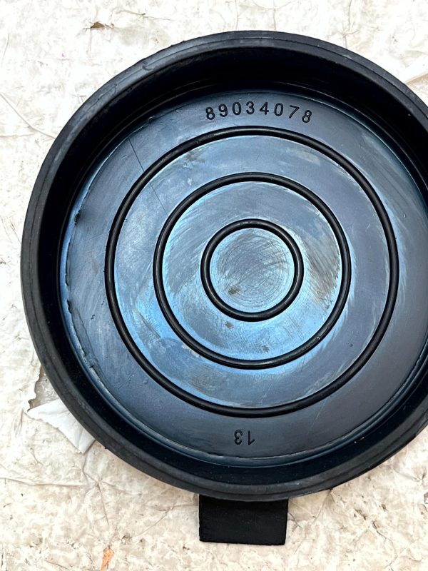 Volvo V70 Headlight Headlamp Bulb Dust Cover Cap 89034078 Genuine 4 Volvo V70 Headlight Headlamp Bulb Dust Cover Cap 89034078 Genuine 178530034196 5