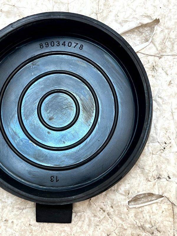 Volvo V70 Headlight Headlamp Bulb Dust Cover Cap 89034078 Genuine 5 Volvo V70 Headlight Headlamp Bulb Dust Cover Cap 89034078 Genuine 178530034196 6