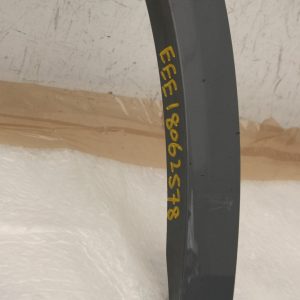 Volvo XC60 Front Left Wheel Arch 2017 TO 2022 31463346 Genuine *DAMAGED* - Image 3