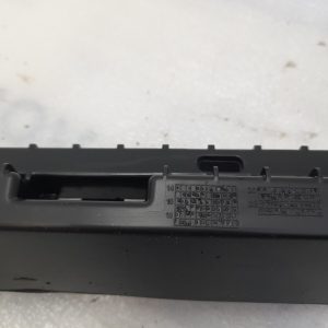 Volvo XC90 Front Left Side Skirt Bracket 2015 ON 32216523 Genuine - Image 14