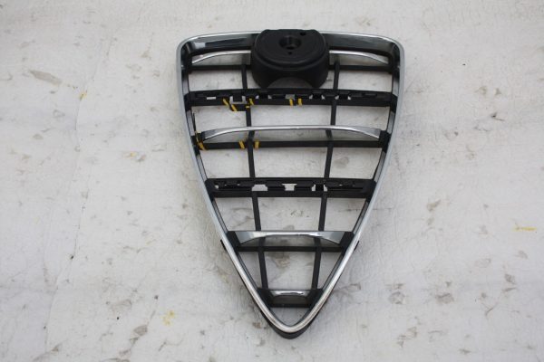 Alfa-Romeo-Mito-Front-Bumper-Grill-2009-TO-2016-156102092-Genuine-DAMAGED-177065589267