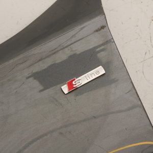 Audi A6 C7 S Line Front Left Side Wing Genuine *DAMAGED* - Image 3