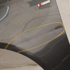 Audi A6 C7 S Line Front Left Side Wing Genuine *DAMAGED* - Image 4