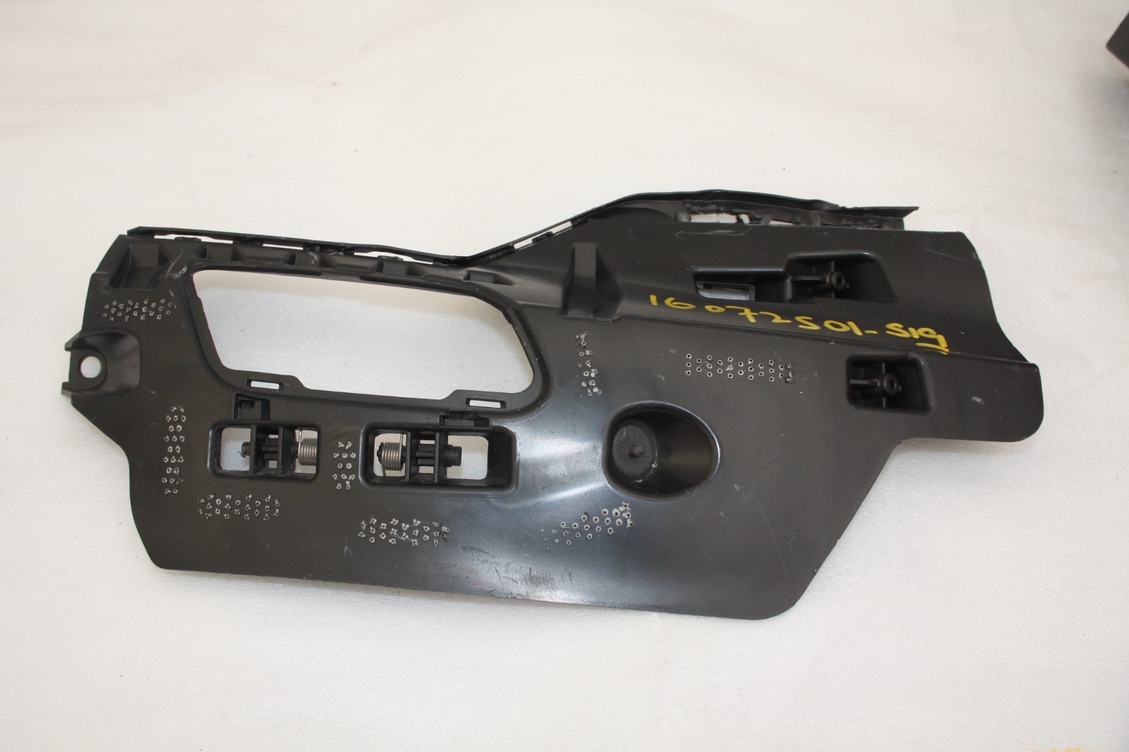 Audi A6 C8 S Line Front Bumper Right Washer Cover 2018 – 2025 4K0807096A Genuine