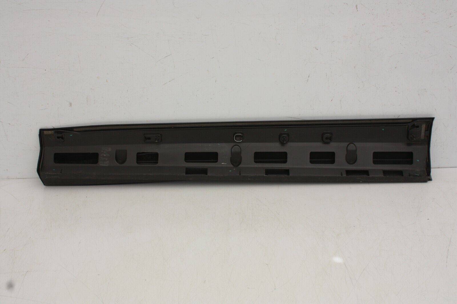 Audi-Q3-Front-Right-Side-Door-Moulding-83A853960A-Genuine-175367543577-12