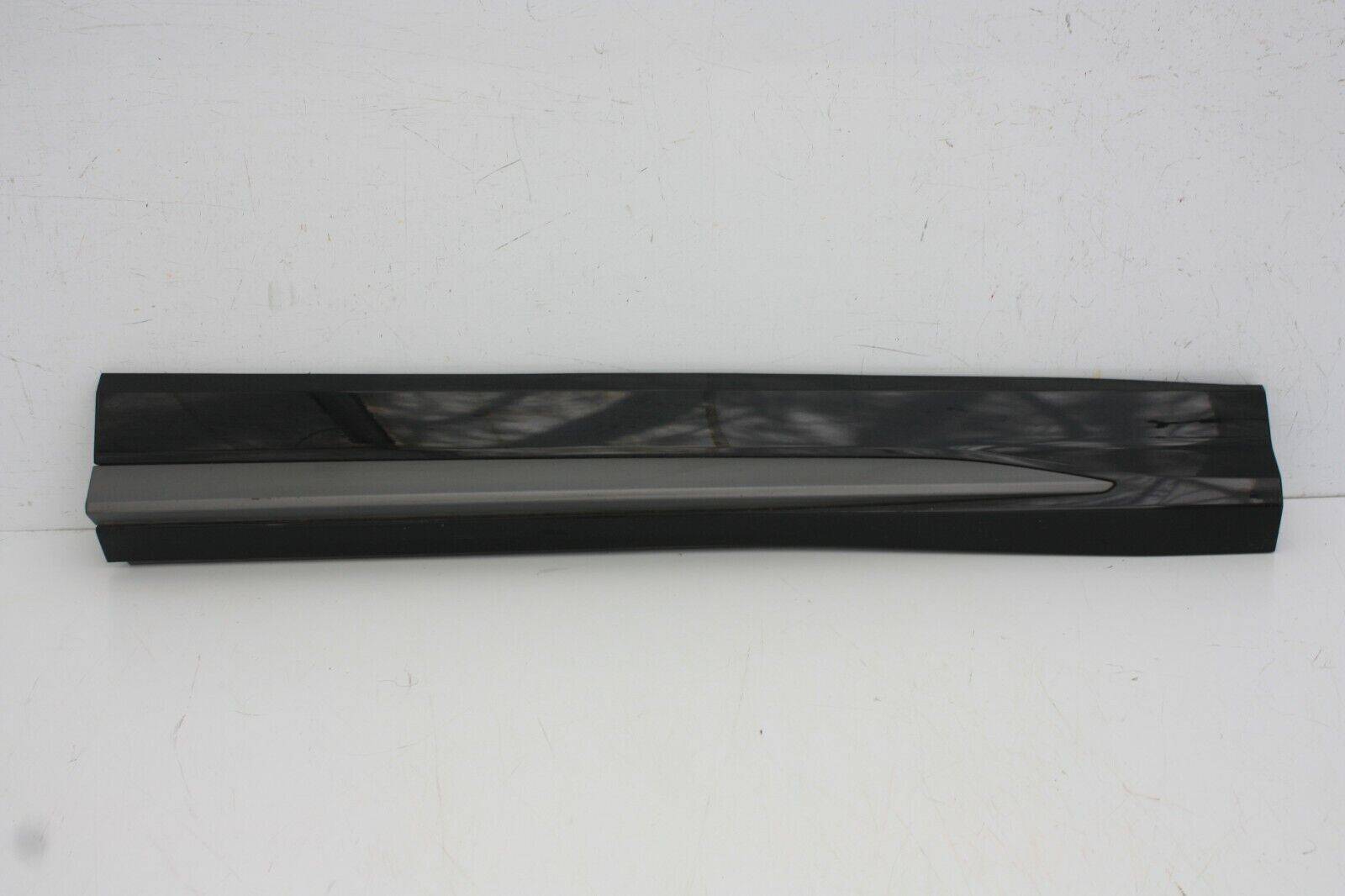 Audi Q3 Front Right Side Door Moulding 83A853960A Genuine 175879143917