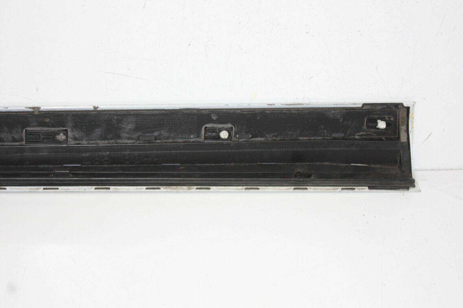 Audi-Q5-Front-Right-Door-Moulding-8R0853960B-Genuine-175367542897-12