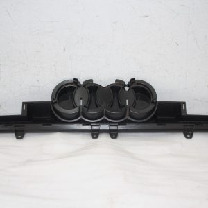 Audi Q7 Front Bumper Grill Bracket 4M0853037E Genuine - Image 1