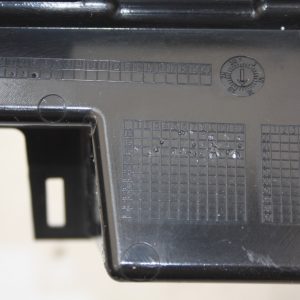 Audi Q7 Front Bumper Grill Bracket 4M0853037E Genuine - Image 9