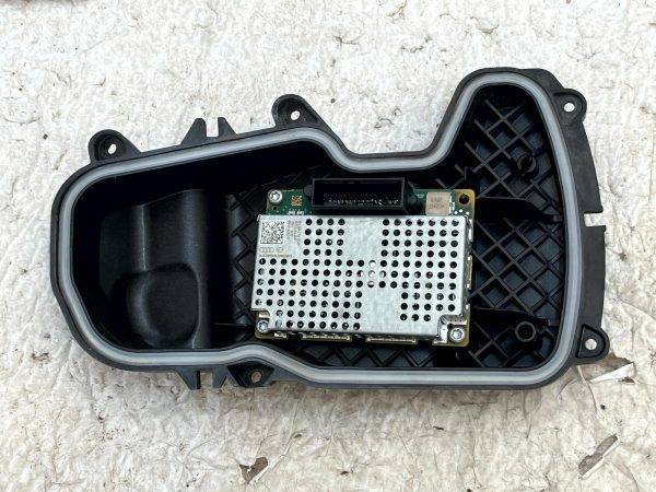 Audi Q7 Right LED Headlight Ballast Control Module 2019-2024 4K0941597B Genuine 4 Audi Q7 Right LED Headlight Ballast Control Module 2019 2024 4K0941597B Genuine 178498868927 5