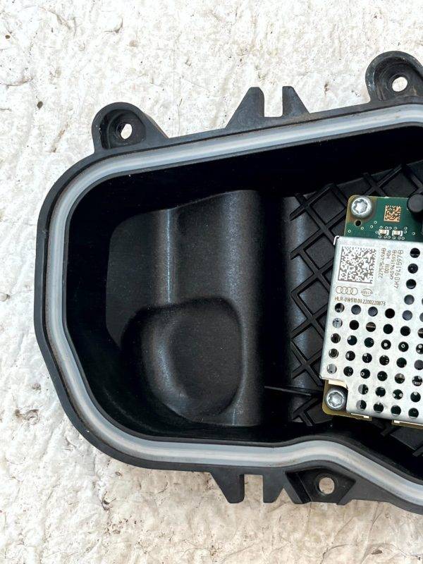 Audi Q7 Right LED Headlight Ballast Control Module 2019-2024 4K0941597B Genuine 5 Audi Q7 Right LED Headlight Ballast Control Module 2019 2024 4K0941597B Genuine 178498868927 6