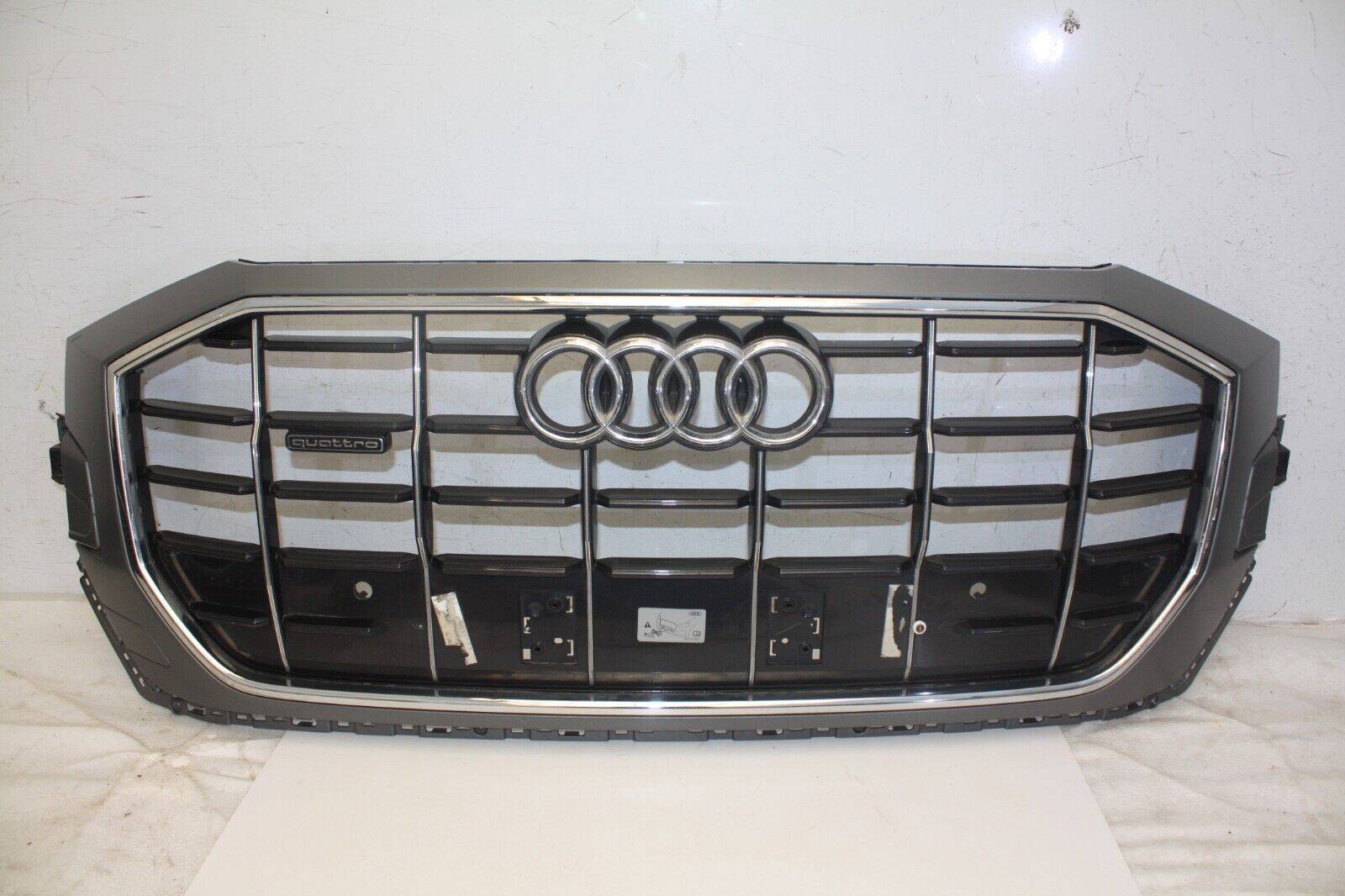 Audi-Q8-Front-Bumper-Grill-4M8853651-Genuine-176236688827