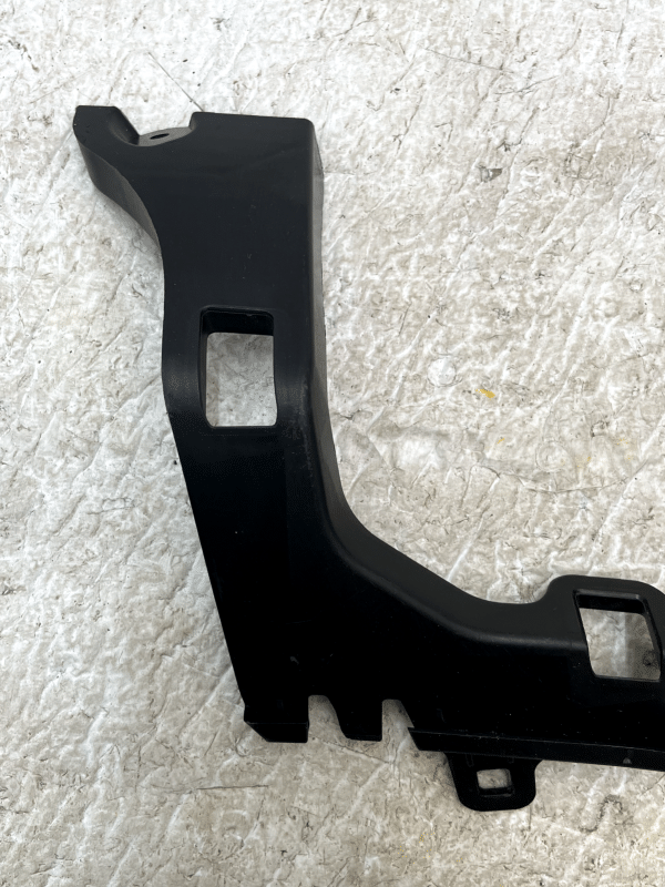 Audi TT Rear Right Bumper Mount Bracket 2014 TO 2023 8S0807364A Genuine 1 Audi TT Rear Right Bumper Mount Bracket 2014 TO 2023 8S0807364A Genuine 178510567787 2