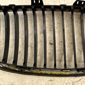 BMW 1 Series E81 E87 Front Bumper Left Kidney Grill 07-11 51137166439 Genuine - Image 8