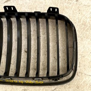 BMW 1 Series E81 E87 Front Bumper Left Kidney Grill 07-11 51137166439 Genuine - Image 9