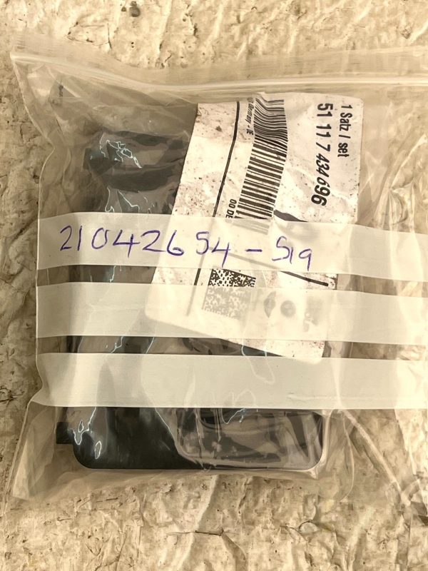 BMW 1 Series F20 F21 Front Bumper PDC Sensor Mount Bracket 51117434696 Genuine 178507815427 18