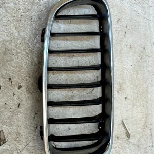 BMW 3 Series F30 F31 Front Bumper Right Kidney Grille 11-18 51137255412 Genuine - Image 3