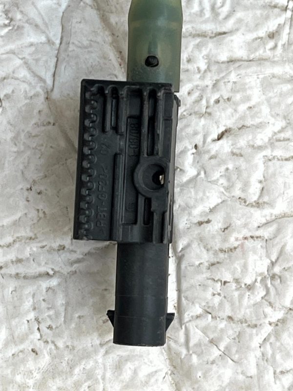 BMW 3 Series G20 G21 Pedestrian Crash Impact Sensor 5A4FAA0-01 Genuine 16 BMW 3 Series G20 G21 Pedestrian Crash Impact Sensor 5A4FAA0 01 Genuine 178507630807 17