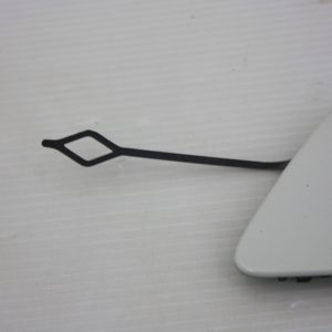 BMW 4 Series F32 F33 F36 SE Rear Tow Cover 2013 -2020 51127285551 "NEED RESPRAY" - Image 3