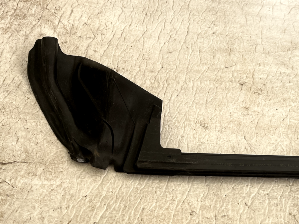 BMW 4 Series F32 F33 F83 Front Left Door Seal Trim 2017 TO 2021 7279735 Genuine 1 BMW 4 Series F32 F33 F83 Front Left Door Seal Trim 2017 TO 2021 7279735 Genuine 178560614287 2