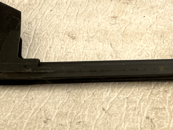 BMW 4 Series F32 F33 F83 Front Left Door Seal Trim 2017 TO 2021 7279735 Genuine 2 BMW 4 Series F32 F33 F83 Front Left Door Seal Trim 2017 TO 2021 7279735 Genuine 178560614287 3