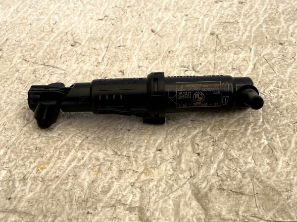 BMW 5 Series F10 F11 Right Headlight Washer Nozzle 2010 2017 61677377668 Genuine 178322059807 7