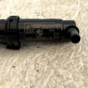 BMW 5 Series F10 F11 Right Headlight Washer Nozzle 2010-2017 61677377668 Genuine - Image 9