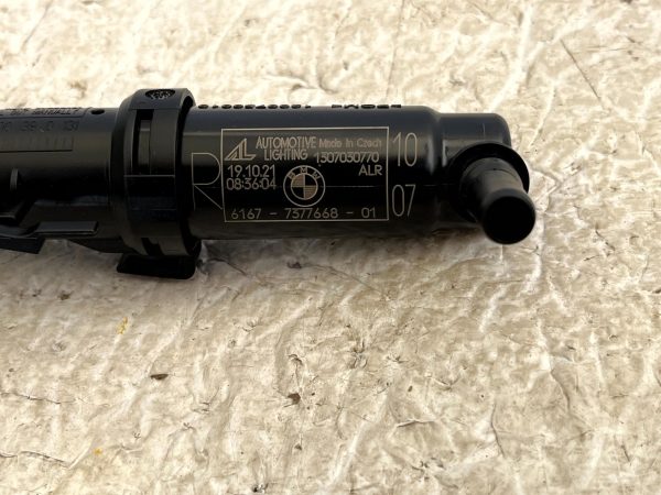 BMW 5 Series F10 F11 Right Headlight Washer Nozzle 2010 2017 61677377668 Genuine 178322059807 9