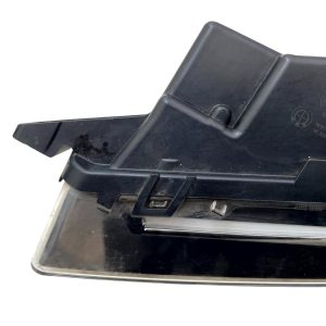 BMW 5 Series G30 G31 Front Bumper Left Fog Light Lamp 89250253 Genuine *DAMAGED* - Image 7