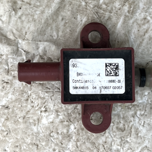 BMW 5 Series G30 G31 G38 Crash Impact Sensor 5WK44815 Genuine - Image 6