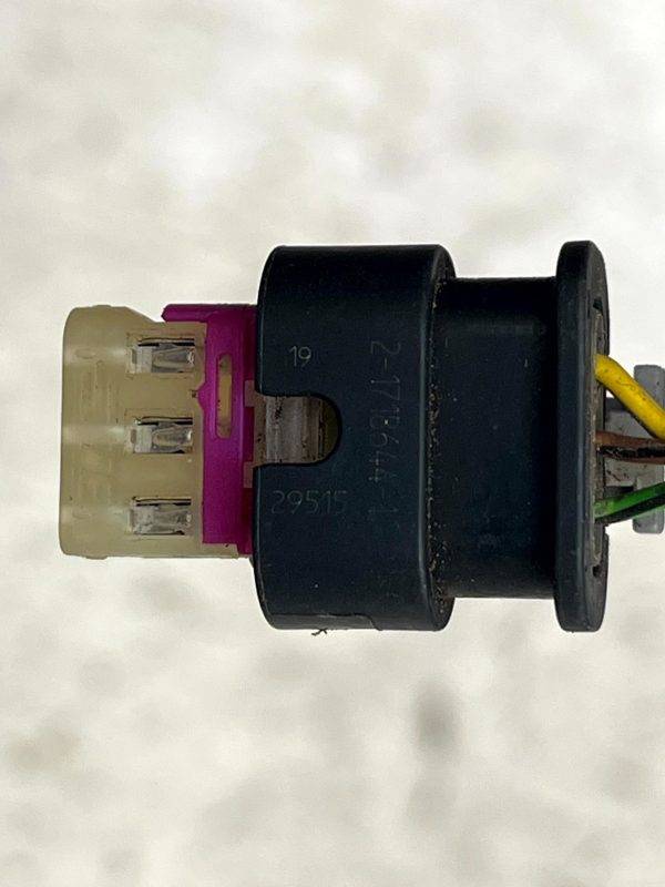 BMW 5 Series G30 G31 PDC Sensor Wiring Loom Plug Connector 2 1718644 1 Genuine 178528320587 8