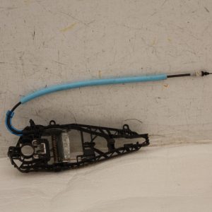 BMW X1 F48 Front Left Side Door Handle 7401211 Genuine - Image 1