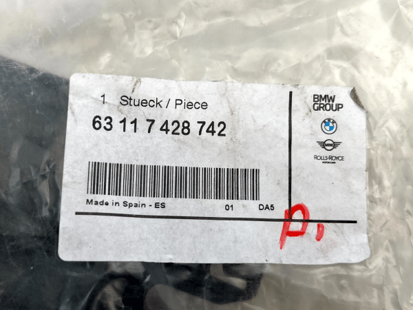 BMW X1 F48 Front Right Headlight Mount Bracket 2015 TO 2019 63117428742 Genuine 7 BMW X1 F48 Front Right Headlight Mount Bracket 2015 TO 2019 63117428742 Genuine 178558530917 8