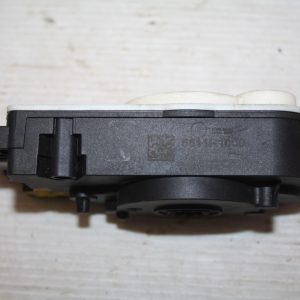 BMW X5 G05 Intake Actuator Motor 5811R1000 Genuine - Image 5