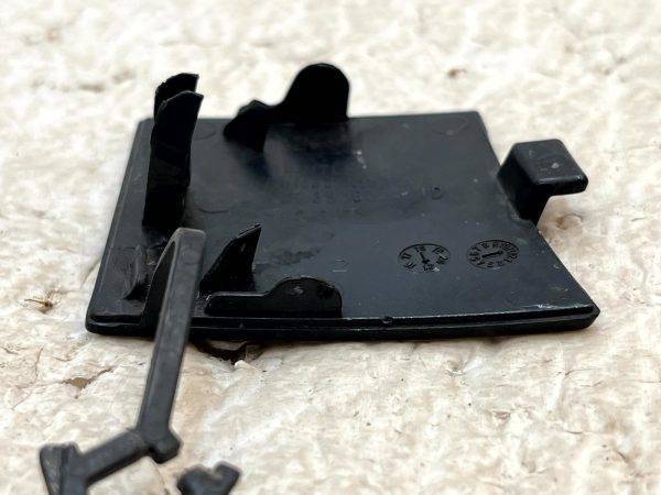 Bentley Continental Rear Bumper Tow Hook Eye Cap Cover 3SD807441D Genuine 7 Bentley Continental Rear Bumper Tow Hook Eye Cap Cover 3SD807441D Genuine 178436870537 8