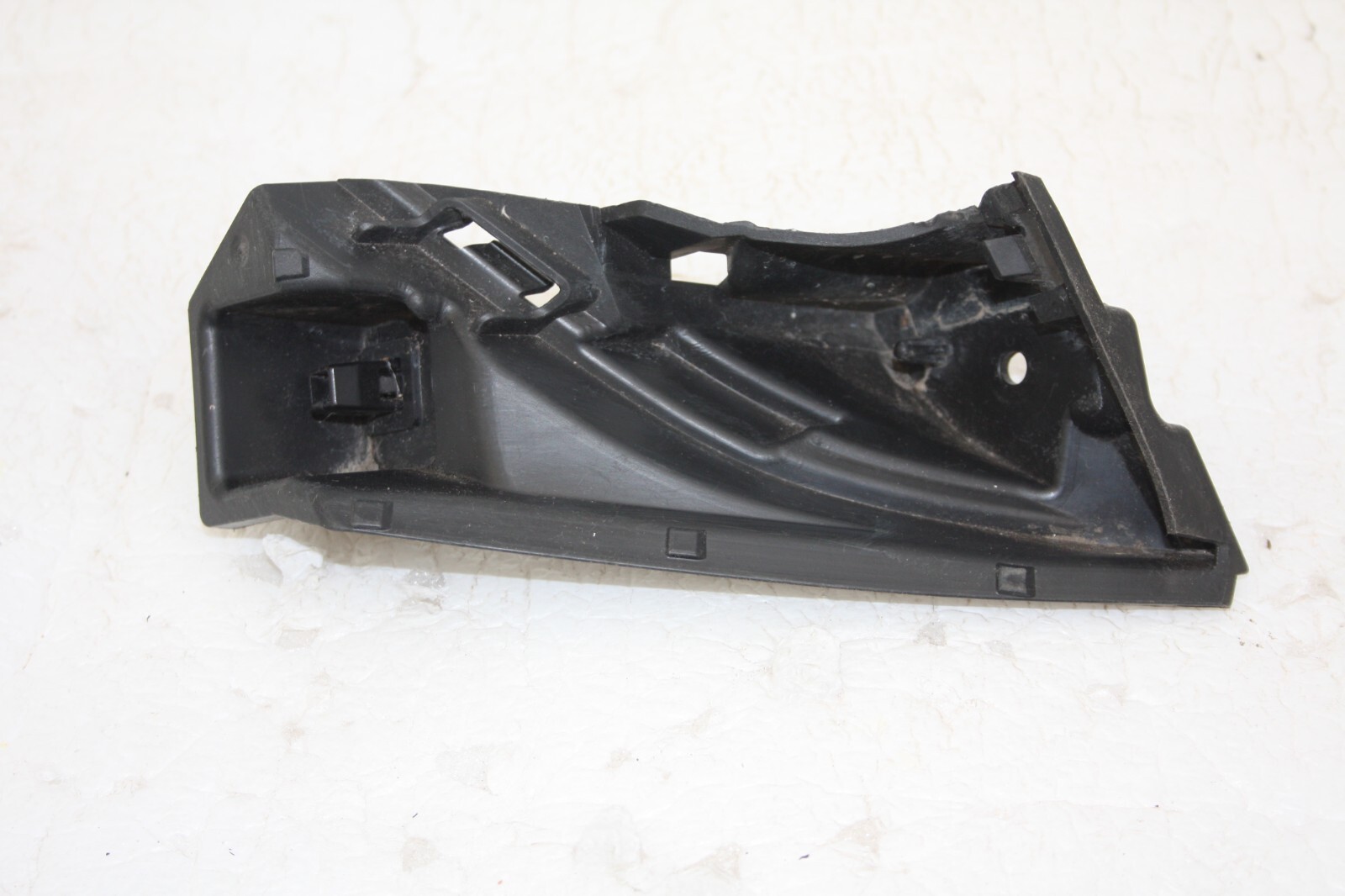 Ford Fiesta MK8 Front Bumper Right Side Bracket 2017-2024 H1BB-15266-A1 Genuine