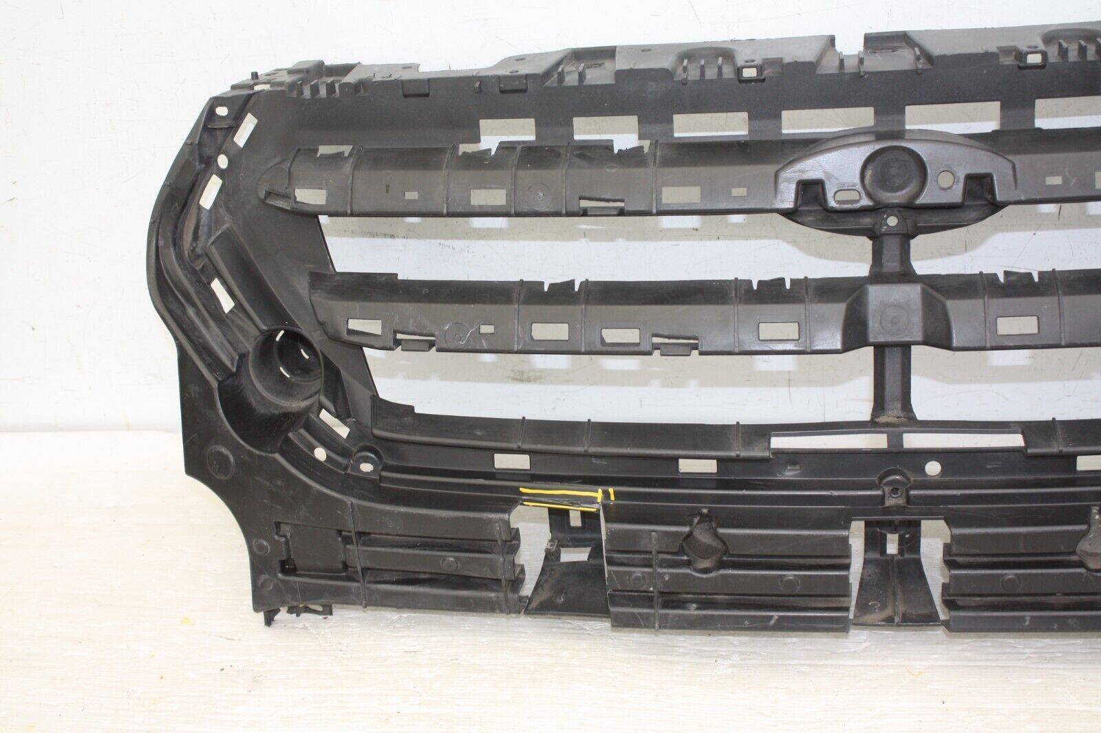 Ford-Kuga-Front-Bumper-Grill-Support-Bracket-2016-to-2020-GV44-8A164-A-Genuine-175935001477-3