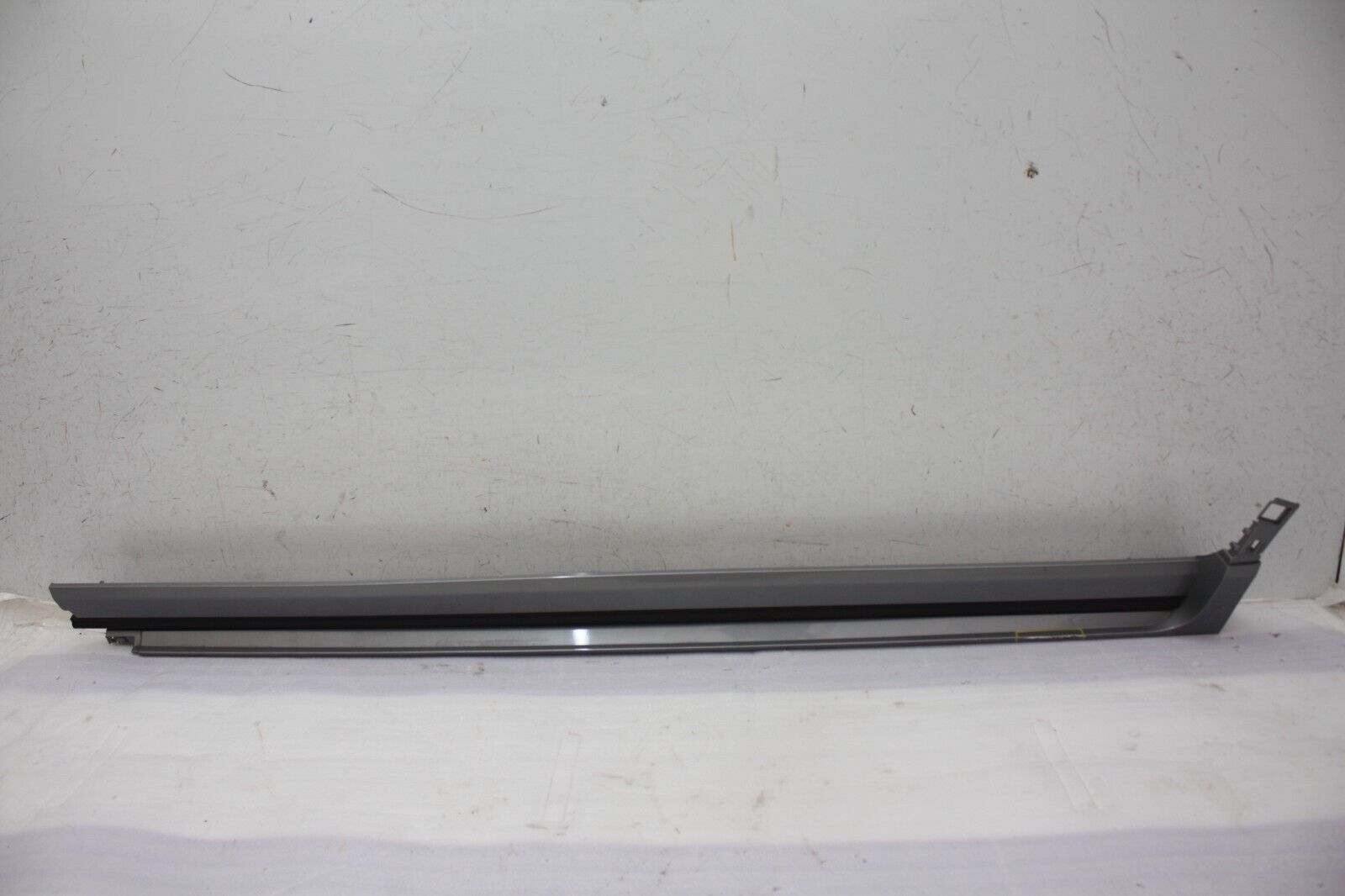 Ford Kuga Left Side Skirt LV4B-S10155-B Genuine *DAMAGED*