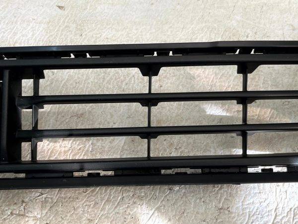 Ford Tourneo Connect Front bumper Center lower Grille 2022 ON 2KF853677 Genuine 178461070057 5