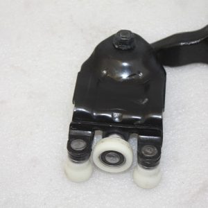 Ford Transit Custom Left Sliding Door Upper Roller Bracket 12 ON BK21-V25029-AF - Image 8